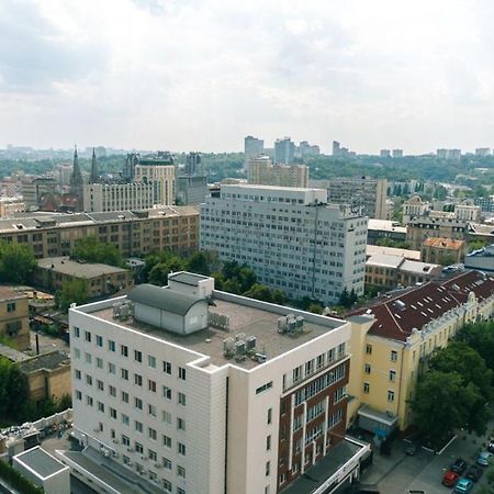 Квартира На Улице Деловая Kiev Eksteriør billede